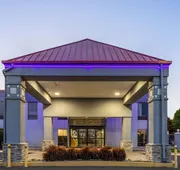 Baymont by Wyndham La Vergne/Nashville I-24 East hotel detail image 3