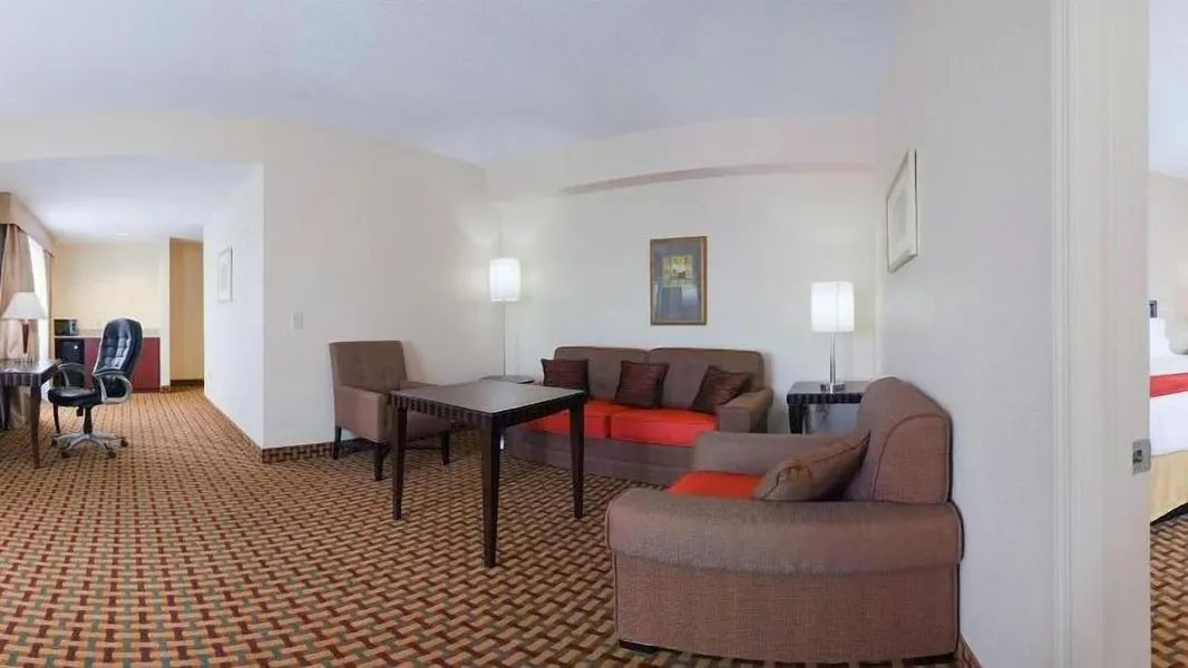 Holiday Inn Express Hotel & Suites Ocoee East by IHG hotel detail image 6