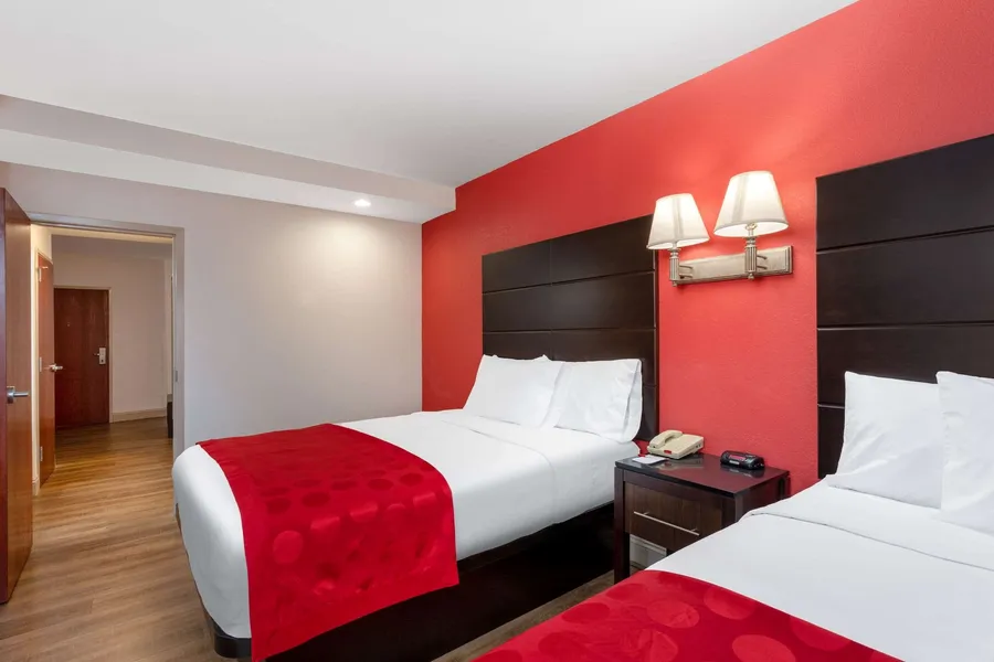 Ramada by Wyndham Panama City hotel detail image 6