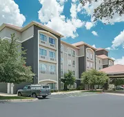 La Quinta Inn & Suites by Wyndham San Antonio Northwest hotel detail image 5