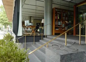 The Study at Yale hotel thumbnail 2