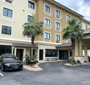 Comfort Inn & Suites Fort Walton Beach - Destin West hotel detail image 3