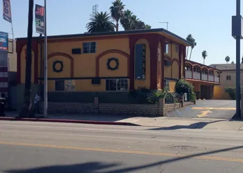 Economy Inn Hollywood hotel thumbnail 6