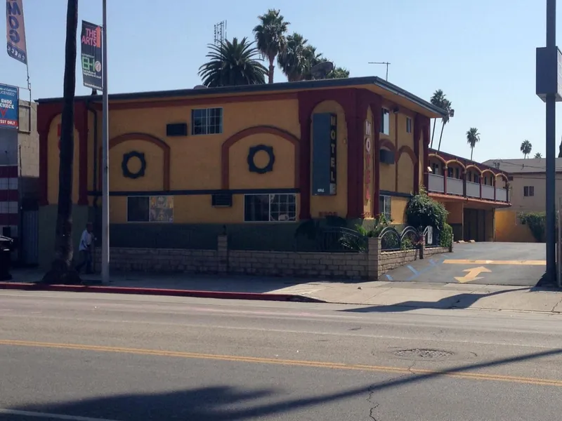 Economy Inn Hollywood hotel detail image 6
