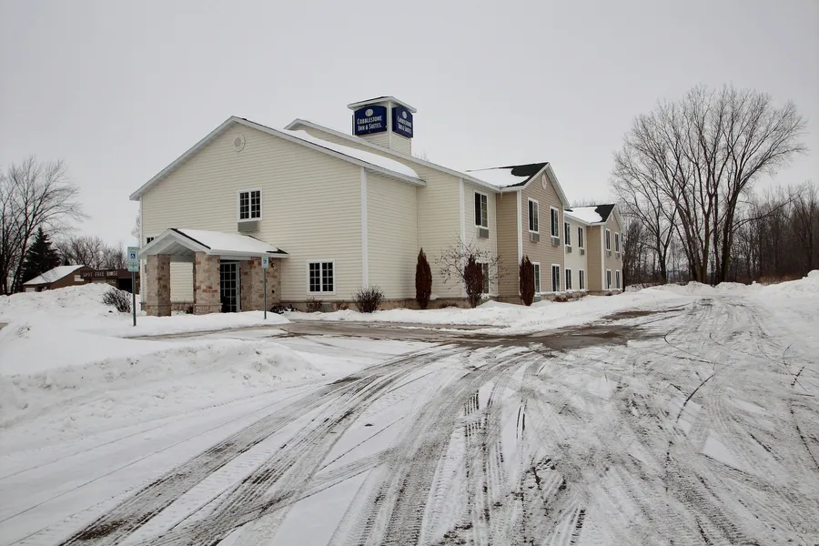 Cobblestone Inn & Suites - Brillion hotel detail image 6