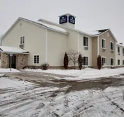 Cobblestone Inn & Suites - Brillion hotel detail image 7