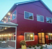 Golden Manor Inn & Suites hotel detail image 5