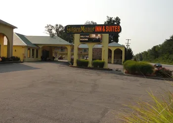 Golden Manor Inn & Suites hotel thumbnail 8