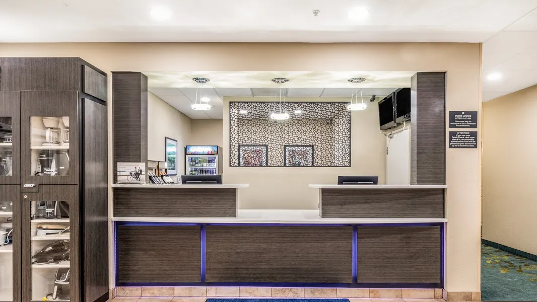 Candlewood Suites Portland Airport by IHG hotel detail image 6