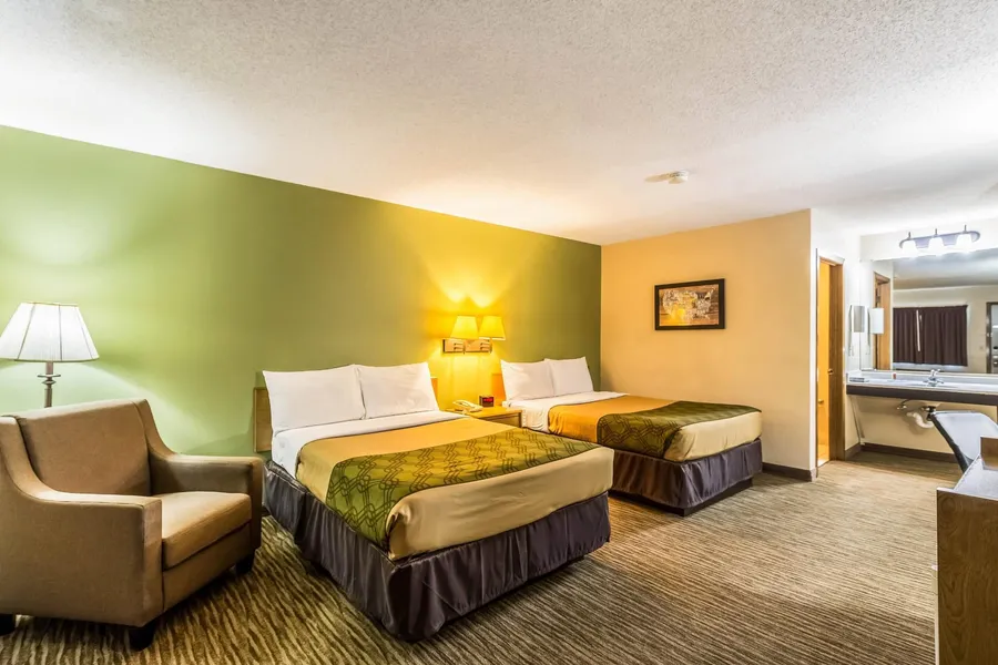 Econo Lodge Valley City hotel detail image 2