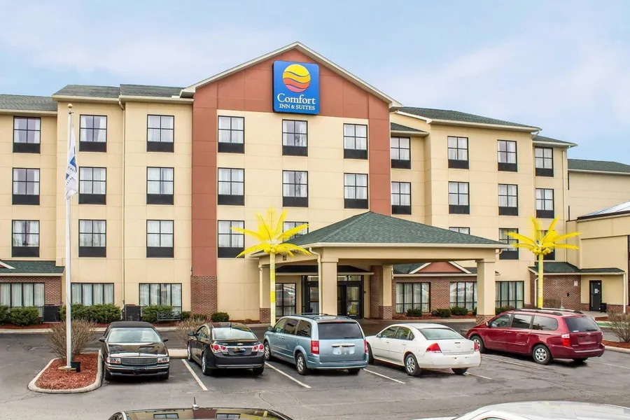 Comfort Inn & Suites Kent - University Area hotel detail image 2