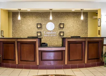 Comfort Inn & Suites Kent - University Area hotel thumbnail 3