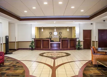 Comfort Inn & Suites Kent - University Area hotel thumbnail 4