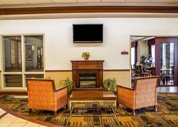 Comfort Inn & Suites Kent - University Area hotel thumbnail 6