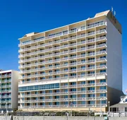 Comfort Suites Beachfront hotel detail image 3