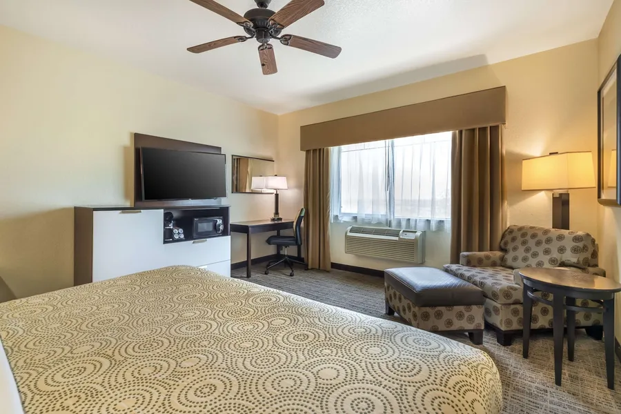 Best Western Plus Lackland Hotel & Suites hotel detail image 6