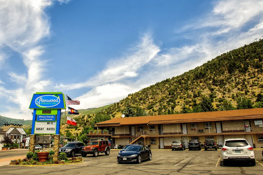 Glenwood Springs Inn hotel detail image 6