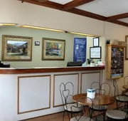Econo Lodge Inn & Suites On The River hotel detail image 7