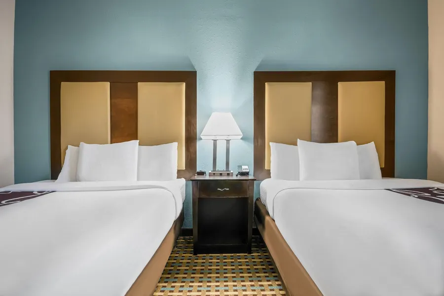 La Quinta Inn & Suites by Wyndham Stonington-Mystic Area hotel detail image 6