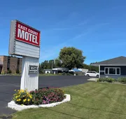 East Court Motel hotel detail image 4