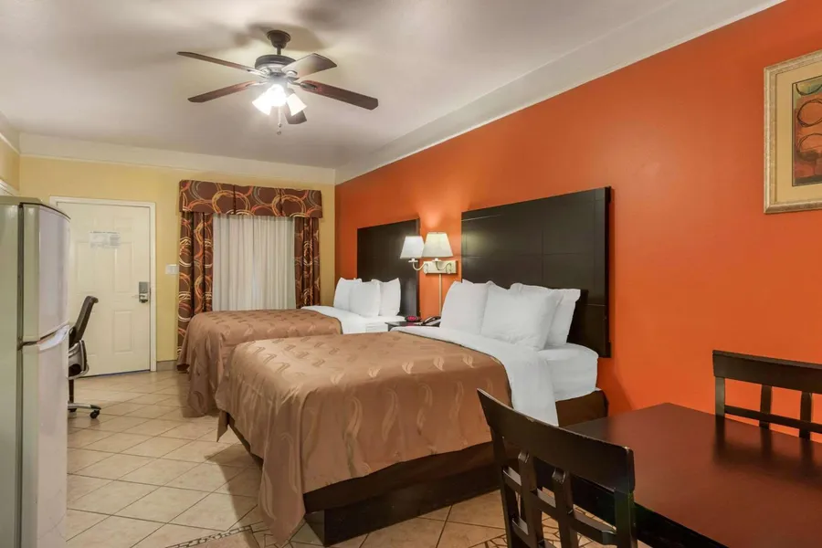 Quality Inn & Suites at The Outlets Mercedes/Weslaco hotel detail image 6