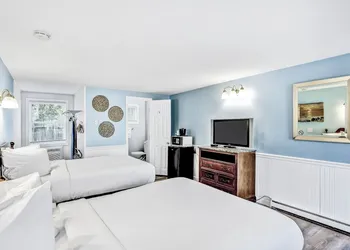 Ocean Breeze Motel hotel thumbnail 7