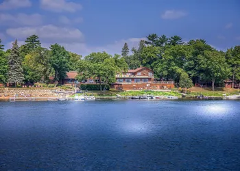 Ruttger's Bay Lake Resort hotel thumbnail 3