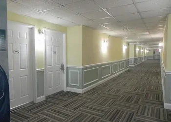 Biscayne Suites hotel thumbnail 6