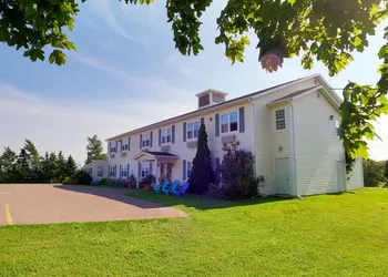 Sherwood Inn and Motel hotel thumbnail 3