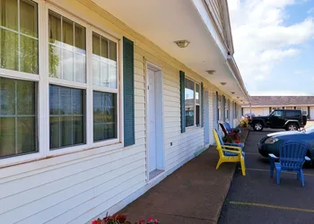 Sherwood Inn and Motel hotel thumbnail 7