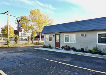 Prince Motel hotel thumbnail 2