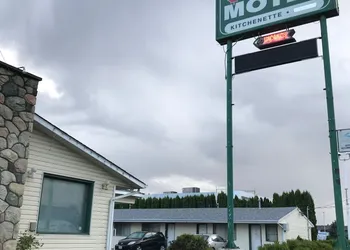 Trans Canada Motel hotel thumbnail 2