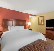 Hampton Inn & Suites Arcata hotel detail image 7