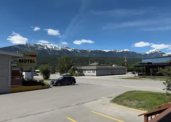 Rondo Motel hotel thumbnail 5