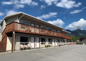 Rondo Motel hotel thumbnail 7