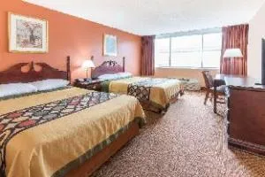 Spark By Hilton Hamburg hotel thumbnail 2