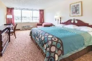 Spark By Hilton Hamburg hotel thumbnail 4