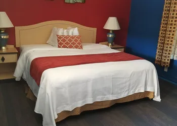 Virginia Inn hotel thumbnail 8
