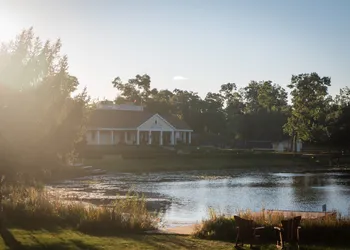 Maddens On Gull Lake hotel thumbnail 3