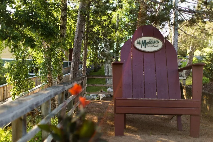 Maddens On Gull Lake hotel detail image 6
