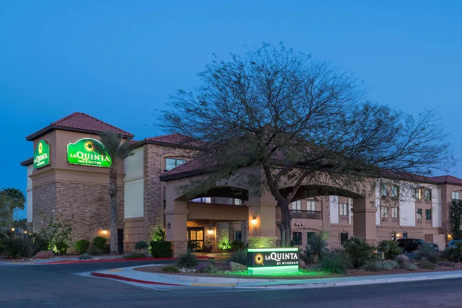La Quinta Inn & Suites by Wyndham Las Vegas Airport South hotel detail image 2