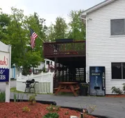 Weirs Beach Motel and Cottages hotel detail image 5