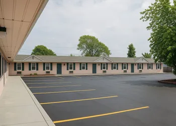 Boulevard Inn hotel thumbnail 2