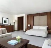 The Langham, New York, Fifth Avenue hotel detail image 3