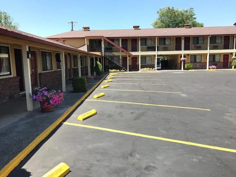 Klamath Motor Lodge hotel detail image 6