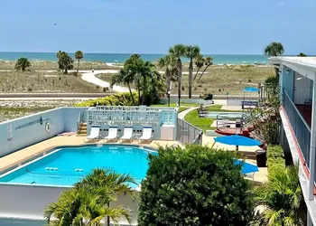Beachside Resort Motel hotel thumbnail 2