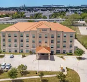 Comfort Inn & Suites Fort Worth - Fossil Creek hotel detail image 7