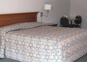 Budget Motor Inn - Mahopac hotel thumbnail 5