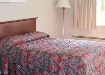 Budget Motor Inn - Mahopac hotel thumbnail 6