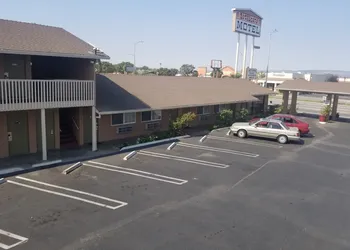 Buckboard Motel hotel thumbnail 3